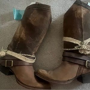 CORALL Brown Vintage Leater & Strap Boots